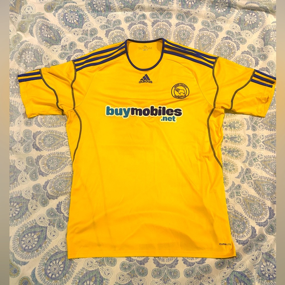 Adidas Derby County 10.11 Away kit